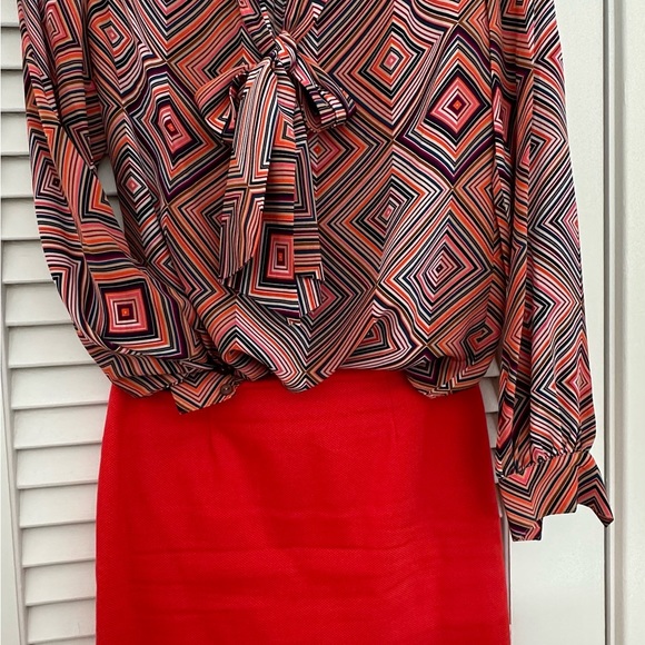 Silk blouse top with tie printed TRINA TURK - Picture 6 of 7